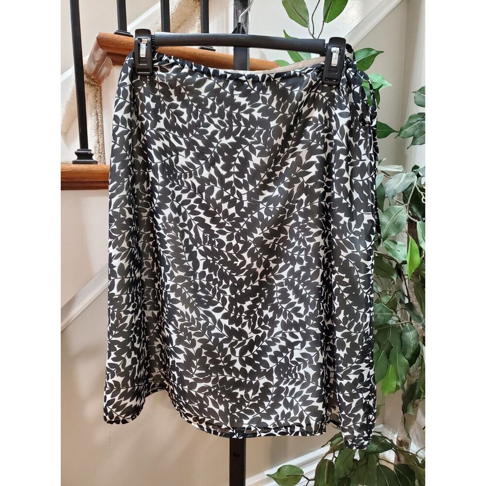 Old Navy Women's Black‎ Polyester A-Line Casual Knee Length Skirt Size 10